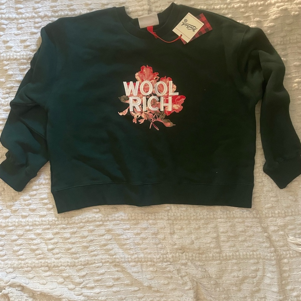 Woolrich Women's Dark Green Floral Sweater
